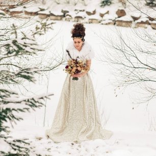 Зимний образ невесты в стиле Снежной королевы
