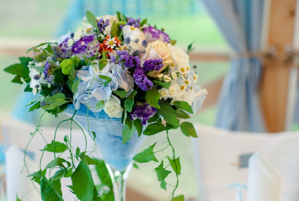 Мартинницы с цветами на столы гостей