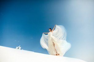 Свадебное платье из легкой воздушной ткани