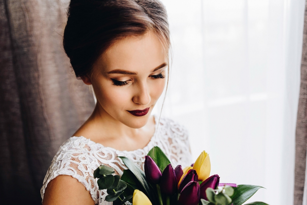 Невеста с тюльпанами