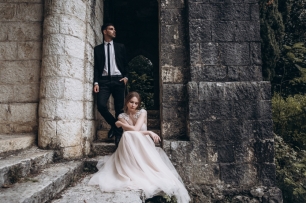 Свадебная съемка в старых замках Абхазии