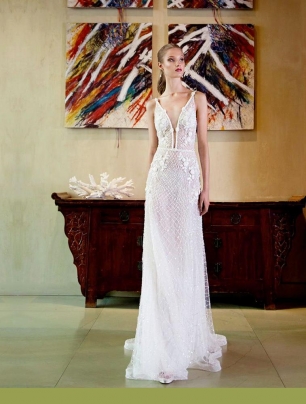 Эксклюзивное дизайнерское свадебное платье из блестящей сетки с кейпом. Бренд: Regina Schrecker. Производство: Италия