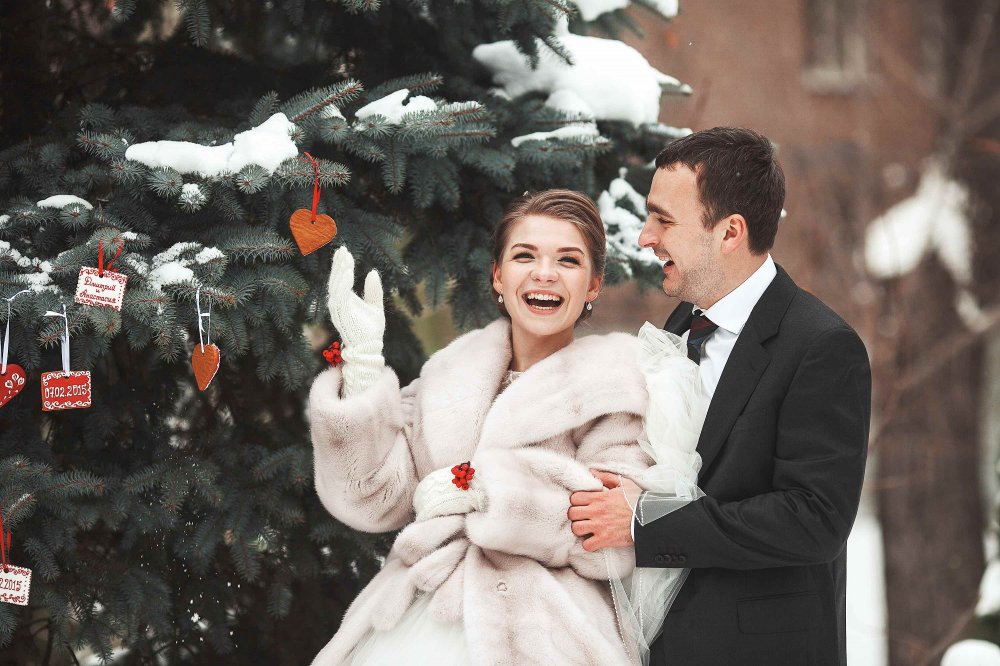 Зимняя свадьба это всегда красиво, если всё продумать до мелочей.