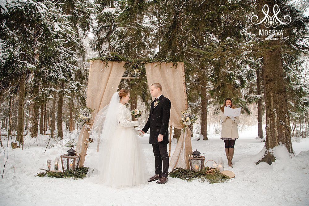 свадьба в стиле рустик, 
рустик,
свадебная церемония, свадьба зимой 
