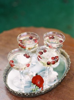 Напитки на свадебный стол с ягодами