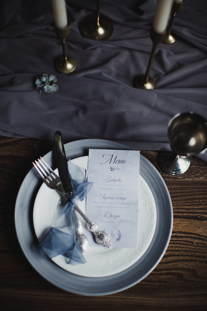 Меню. Комплект полиграфии "Grey" был подготовлен нами специально для свадебного воркшопа Lilac gray inspiration.   Фотограф Толстоусова Юлия.