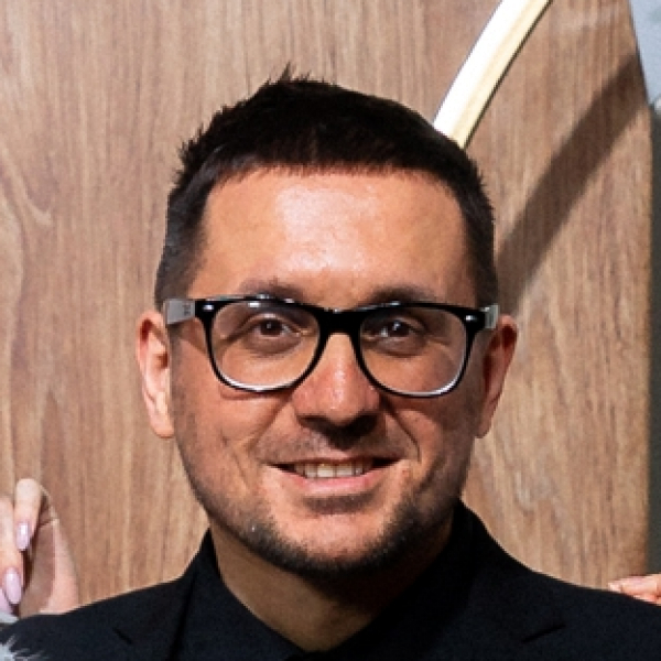 Бисквитов Олег