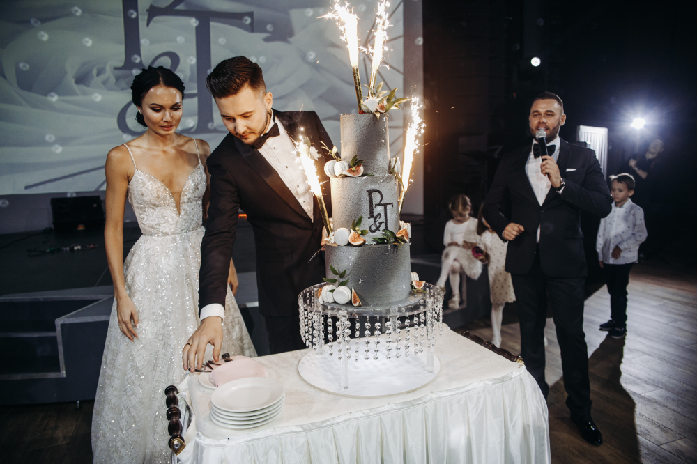 Потрясающий свадебный торт Торт