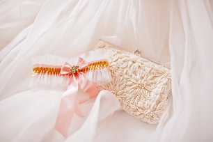 Белая сумочка на свадьбу