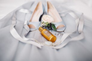 Детали свадебного образа невесты