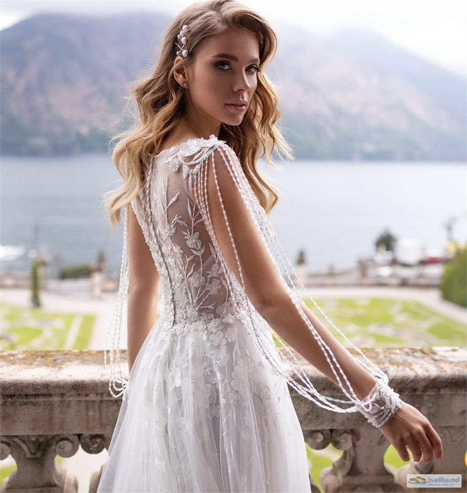 Свадебное платье Daria от Karlozi