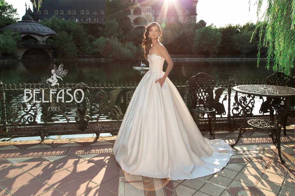 Роскошное свадебное платье Лия атлас (молочное) от Belfaso!