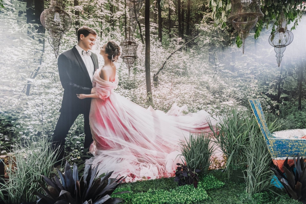 Wedding V&G (2017) 
Concept: VNV Production & Мария Каменская Decor: Мария Каменская Photo: Misha Moon , Ivan Gushchin Location: Soho Country Club