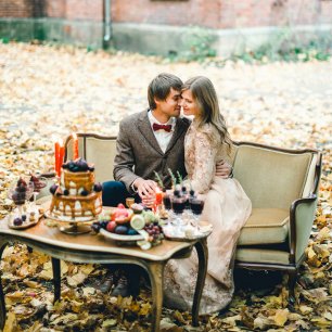 Осенняя фотосессия лав стори в стиле fine art